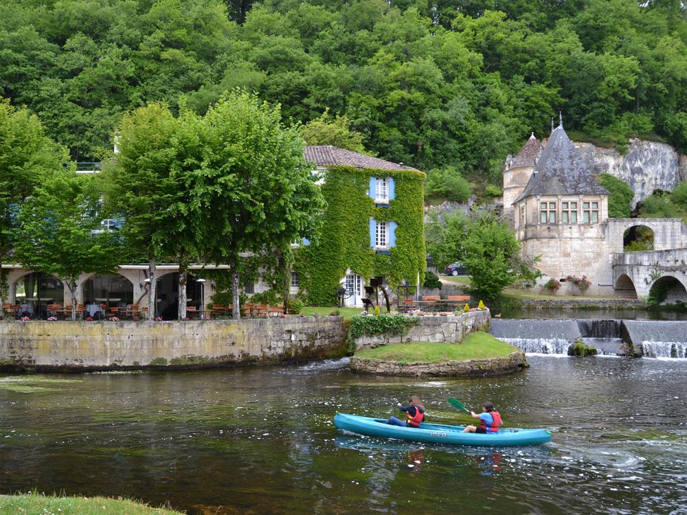 Kanoën door Brantome